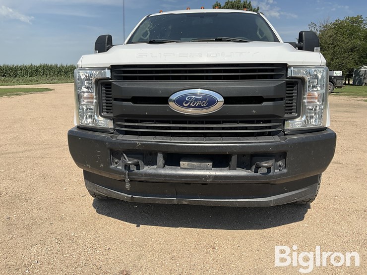 ford-f350-image-13