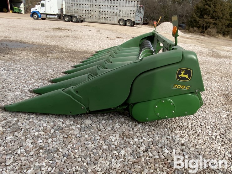 2018-john-deere-708c-image-8