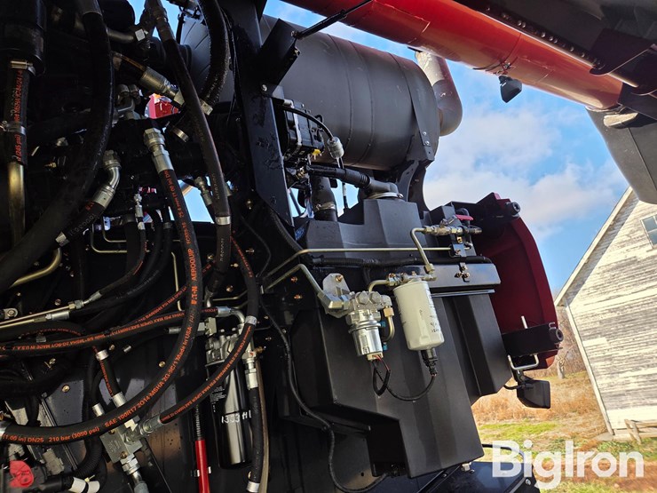 case-ih-6140-image-9