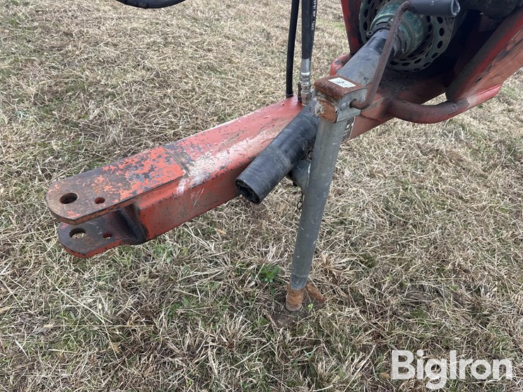 new-holland-1431-image-9