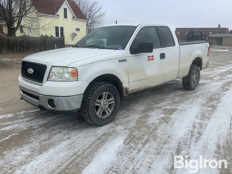 ford-f150-xlt-image-1