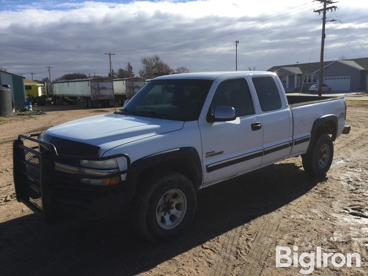 chevrolet-2500hd-image-1