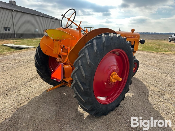 1951-minneapolis-moline-z-image-5