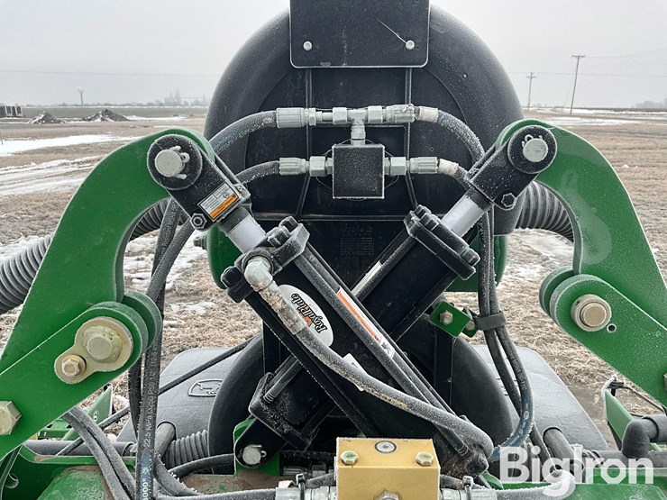 john-deere-1720-image-17