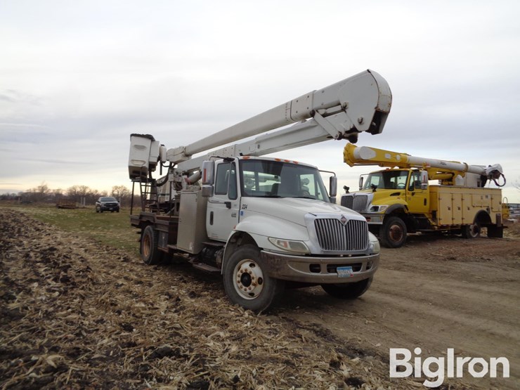 international-durastar-4400-image-3