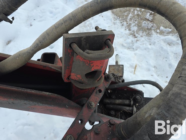 new-holland-499-image-13