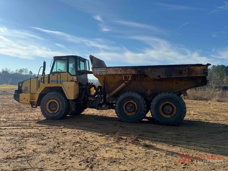 komatsu-hm300-2-image-6