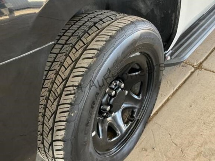 chevrolet-tahoe-image-8