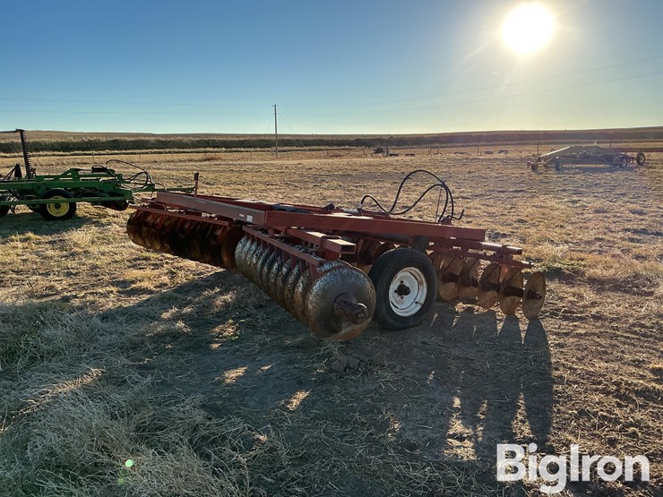 international-370-image-5