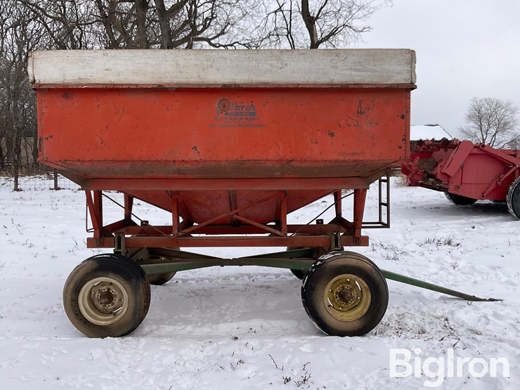 john-deere-1065-image-4