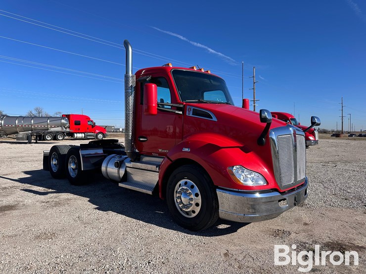 2019-kenworth-t680-image-3