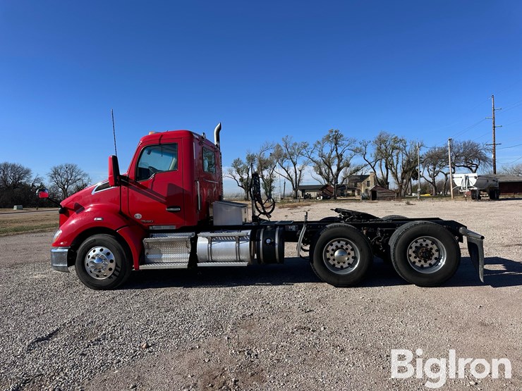 2019-kenworth-t680-image-8