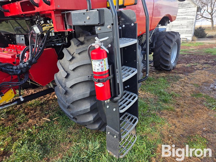case-ih-6140-image-17
