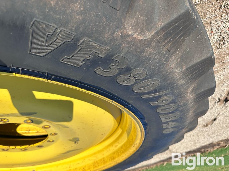 john-deere-r4044-image-8