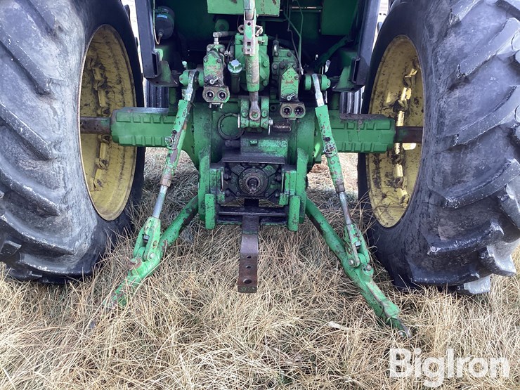 john-deere-4440-image-9