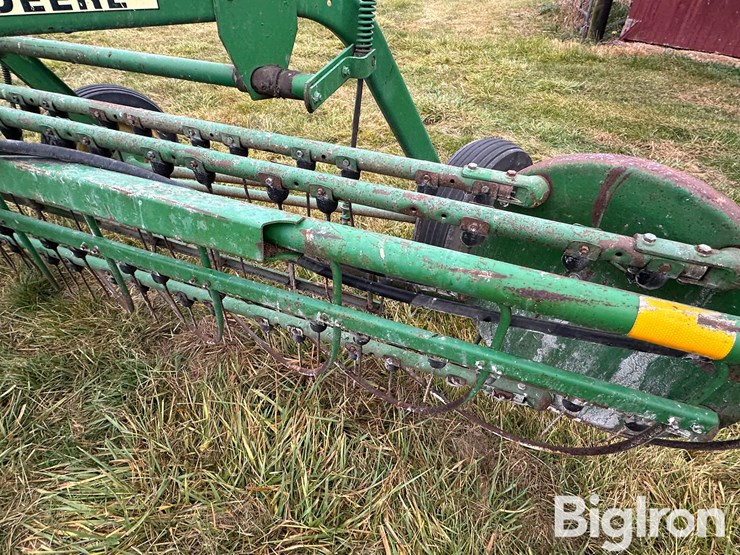 john-deere-662-image-19