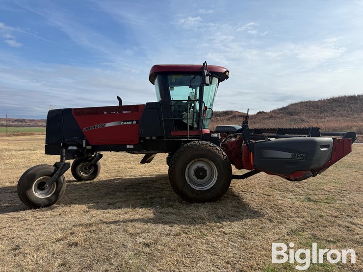 2008-case-ih-wdx1202-image-4