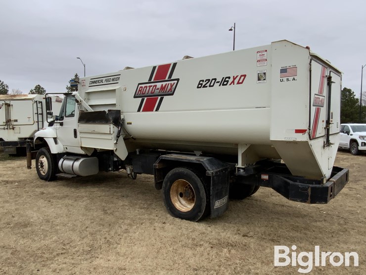 international-7400-image-7