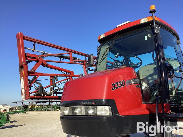 2012-case-ih-patriot-3330-image-16