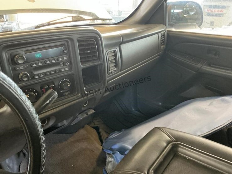 2006-chevrolet-silverado-1500-image-19