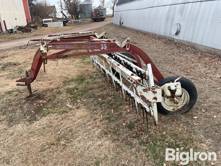 international-35-image-8