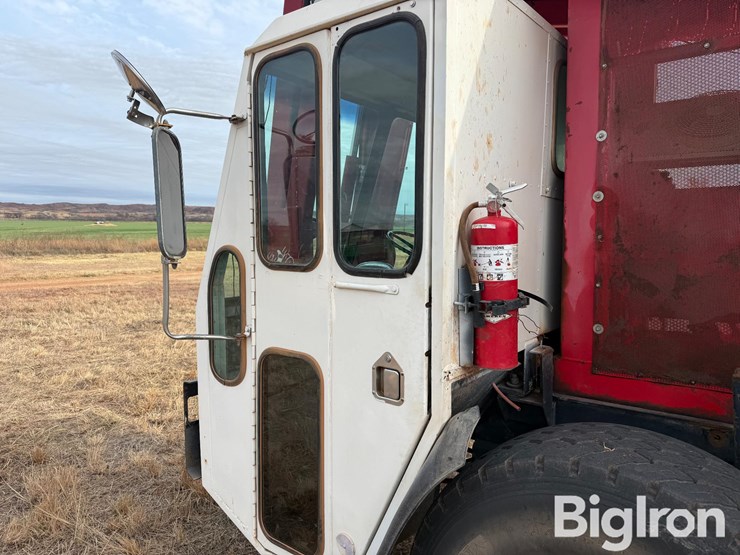 1998-caterpillar-3208-image-9