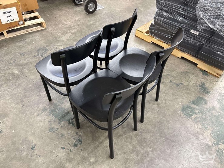 black-office-chairs-image-4