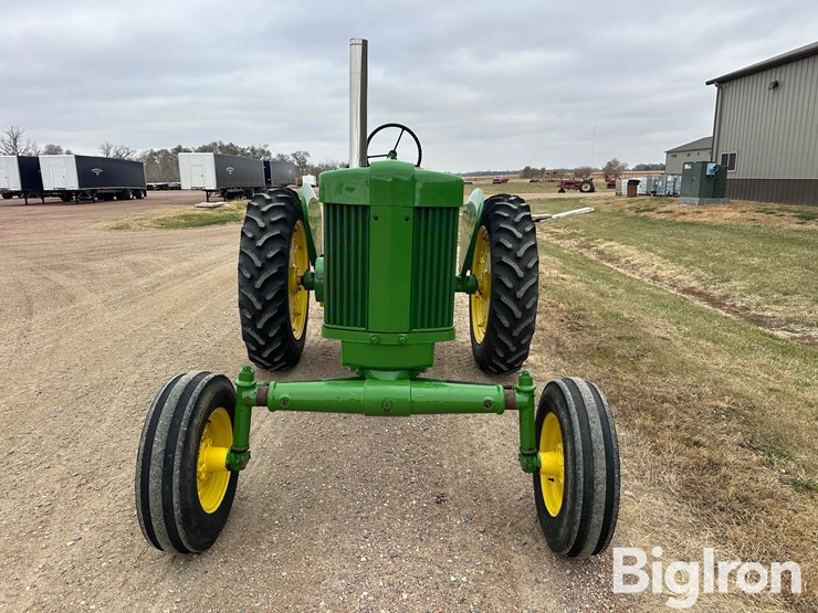 john-deere-70-image-2