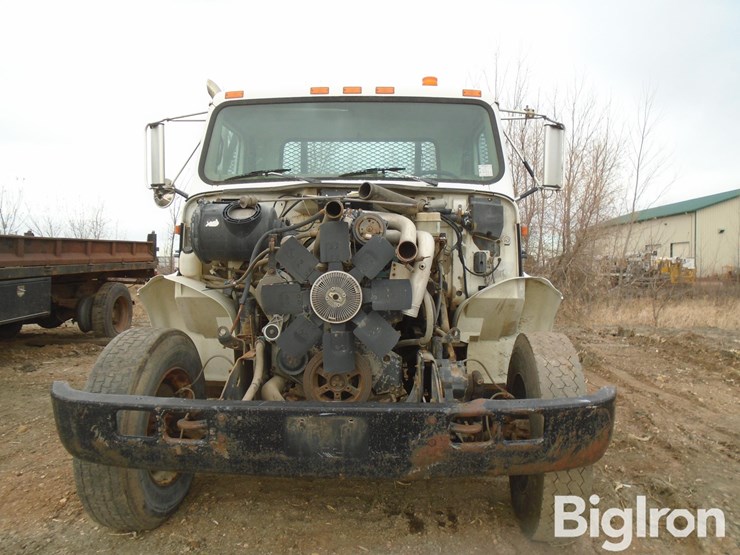 international-4700-image-2