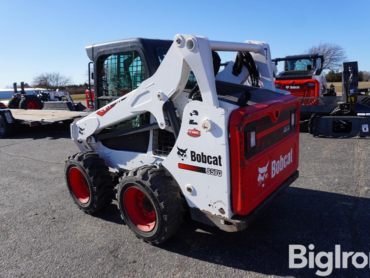 2019-bobcat-s570-image-7