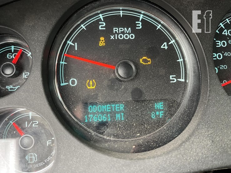 chevrolet-silverado-2500hd-ltz-image-4