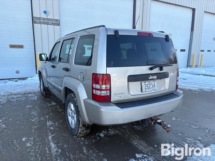 jeep-liberty-sport-image-7