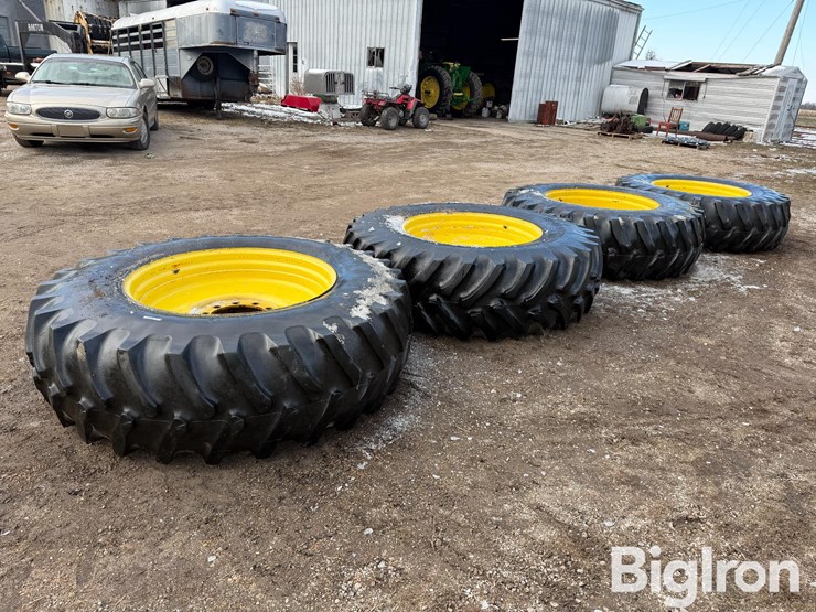 deere-tires-image-7