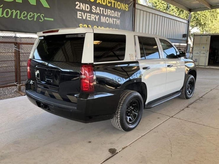 chevrolet-tahoe-image-6