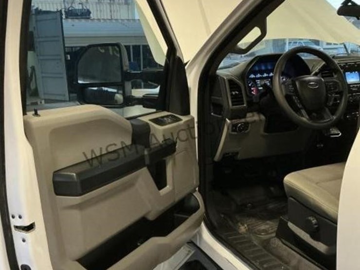 2022-ford-f250-image-27