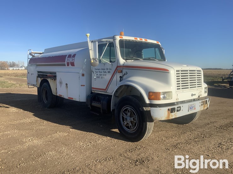 international-4900-image-3