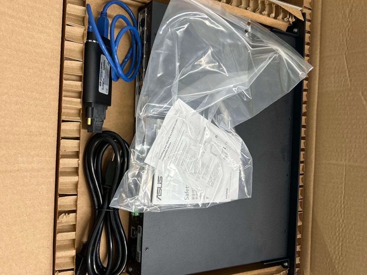 crestron-ccs-uc-codec-200-codec-video-conferencing-and-collaboration-system-image-2