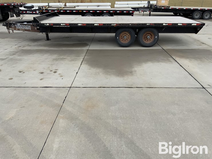 2014-titan-20-image-8