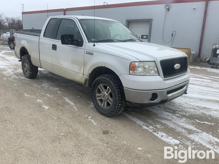 ford-f150-xlt-image-3