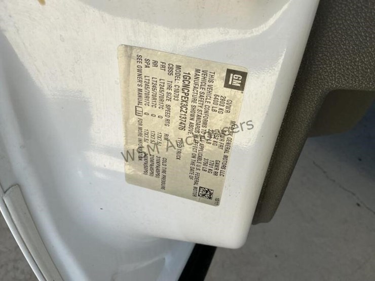 2012-chevrolet-silverado-1500-image-14