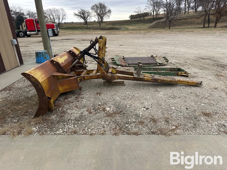 degelman-10std-image-7