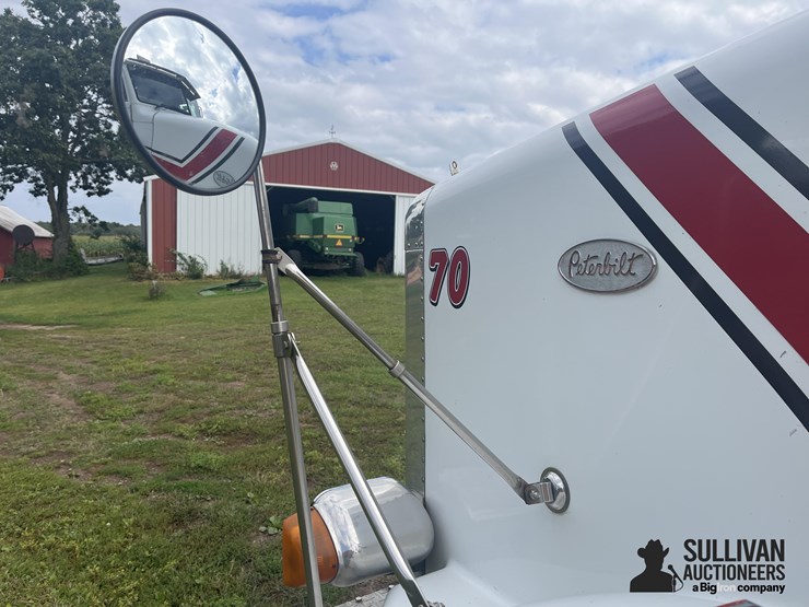 1998-peterbilt-378-image-12