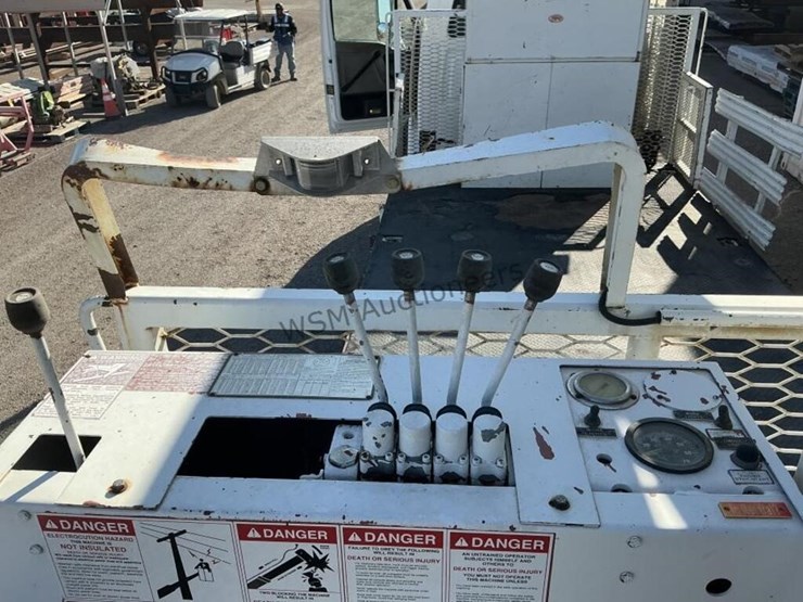 2003-sterling-l9500-image-16