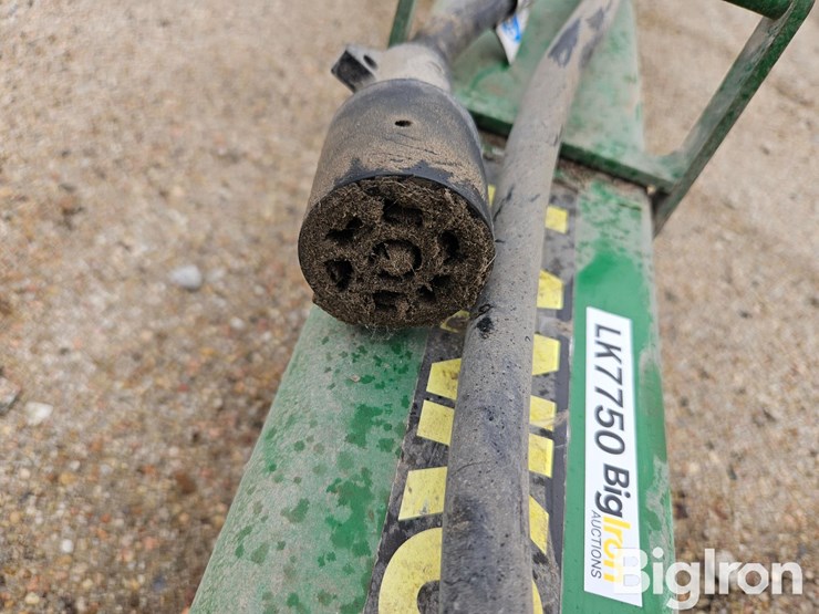 john-deere-70-image-10