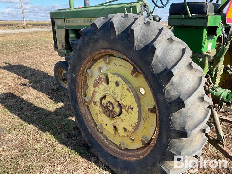 john-deere-720-image-16