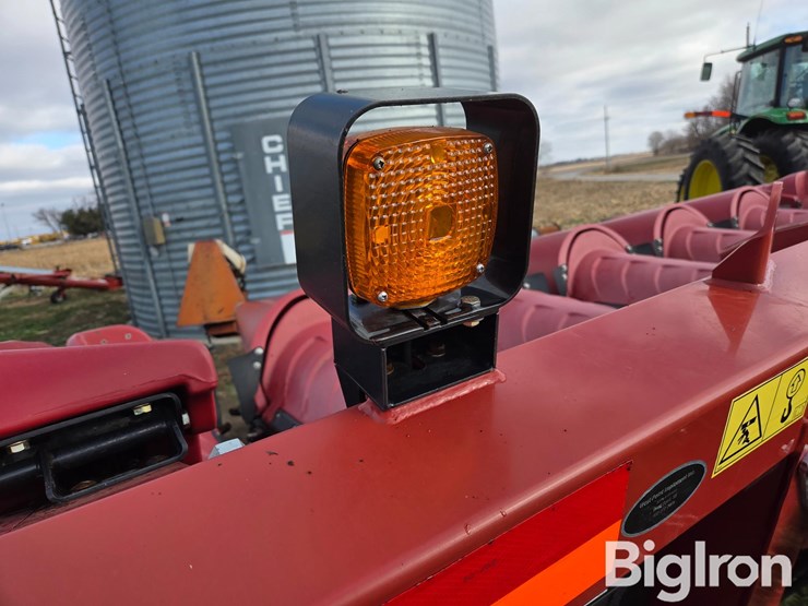 case-ih-4406-image-13
