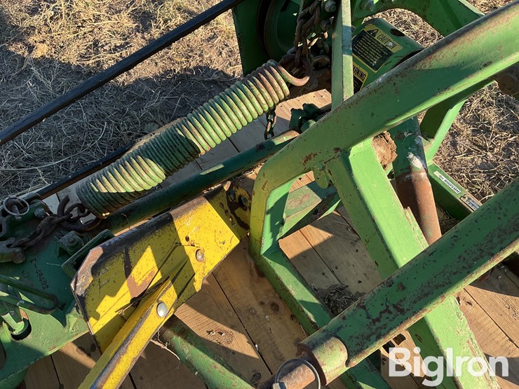 john-deere-350-image-13