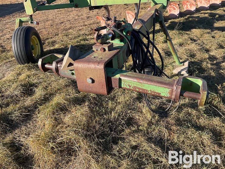 john-deere-2700-image-9