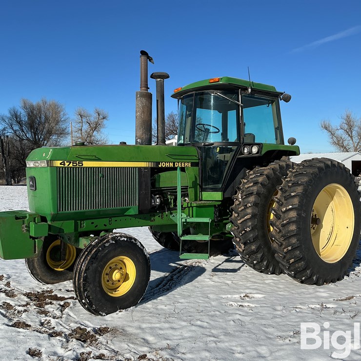 JOHN DEERE 4755