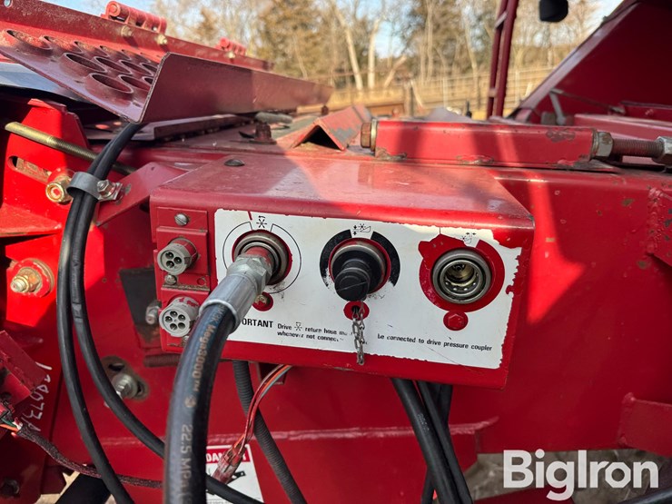 case-ih-2366-image-10